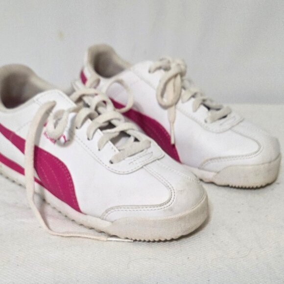 PUMA* Roma Basic Junior Jr - Pink Stripe- Big Kid Size 2 - Picture 1 of 6